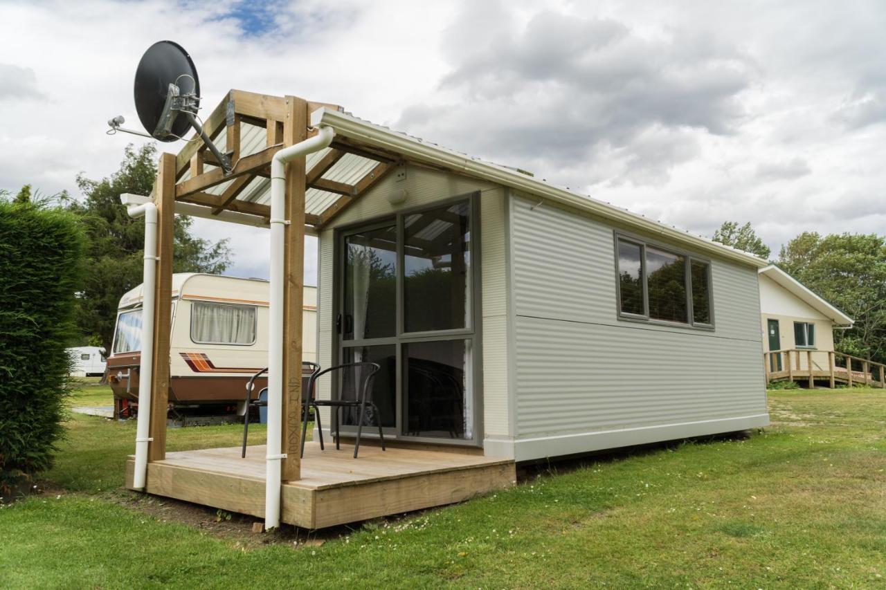 Millers Flat Holiday Park Bagian luar foto