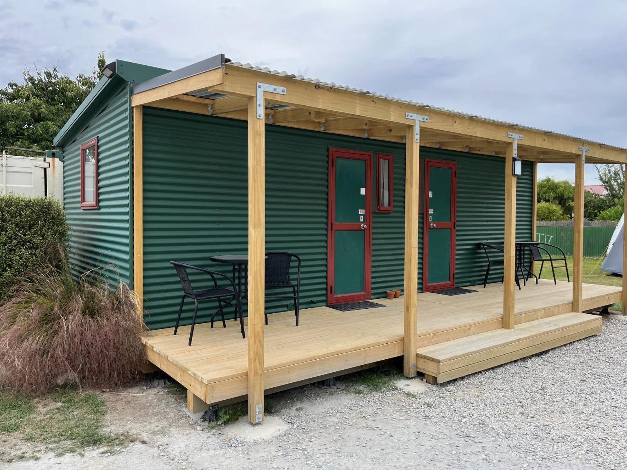 Millers Flat Holiday Park Bagian luar foto