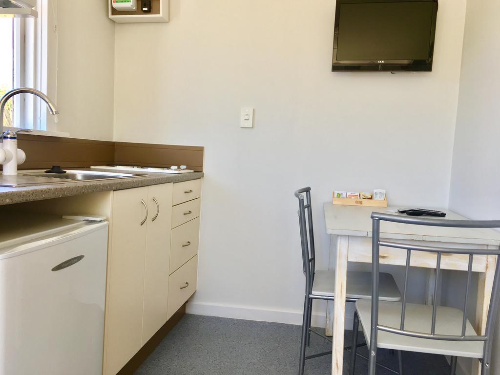 Millers Flat Holiday Park Bagian luar foto