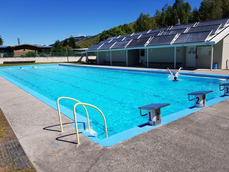 Millers Flat Holiday Park Bagian luar foto